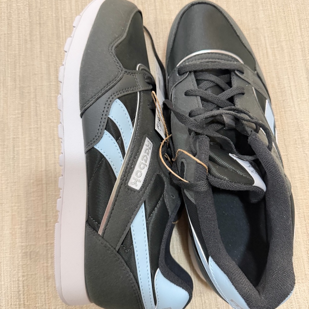 NWT Women’s Reebok Sz 9 Ultra Flash Athletic Shoes Tennis Shoes Gray/Blue